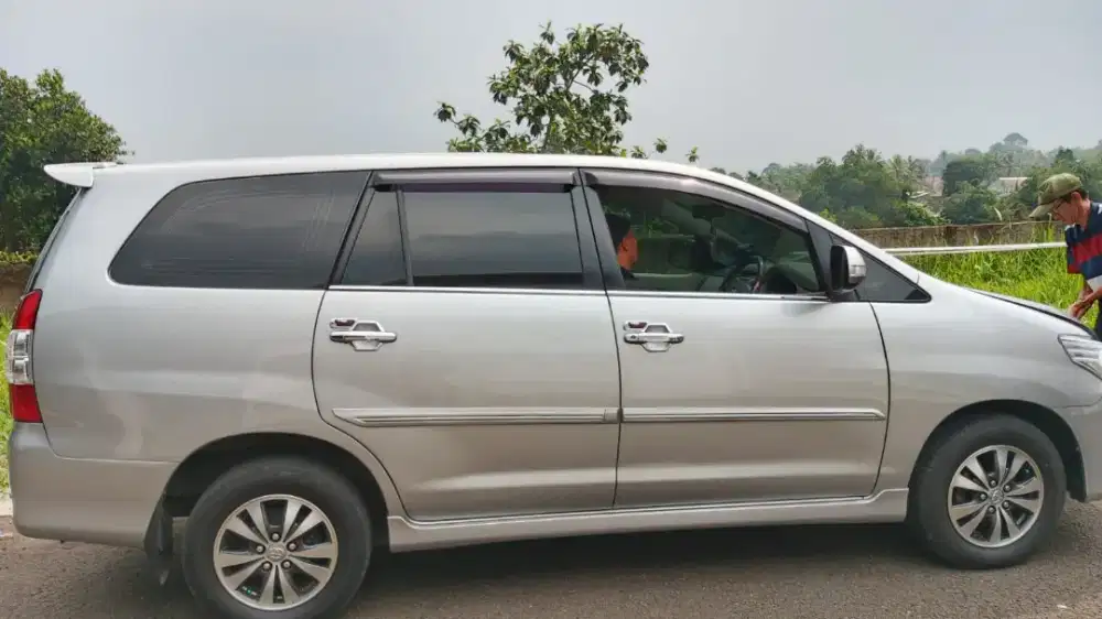 Innova  2015 tipe v matic bensin