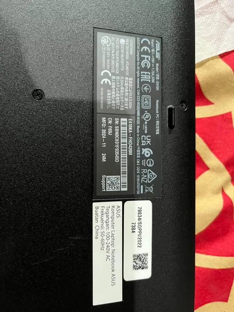 Jual laptop asus E410KA