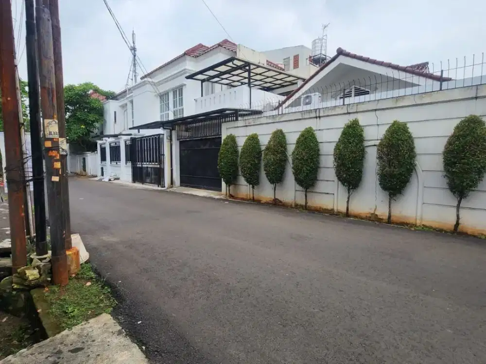 Rumah Bagus Murah Siap Huni Strategis Di Area Kemang Jakarta Selatan