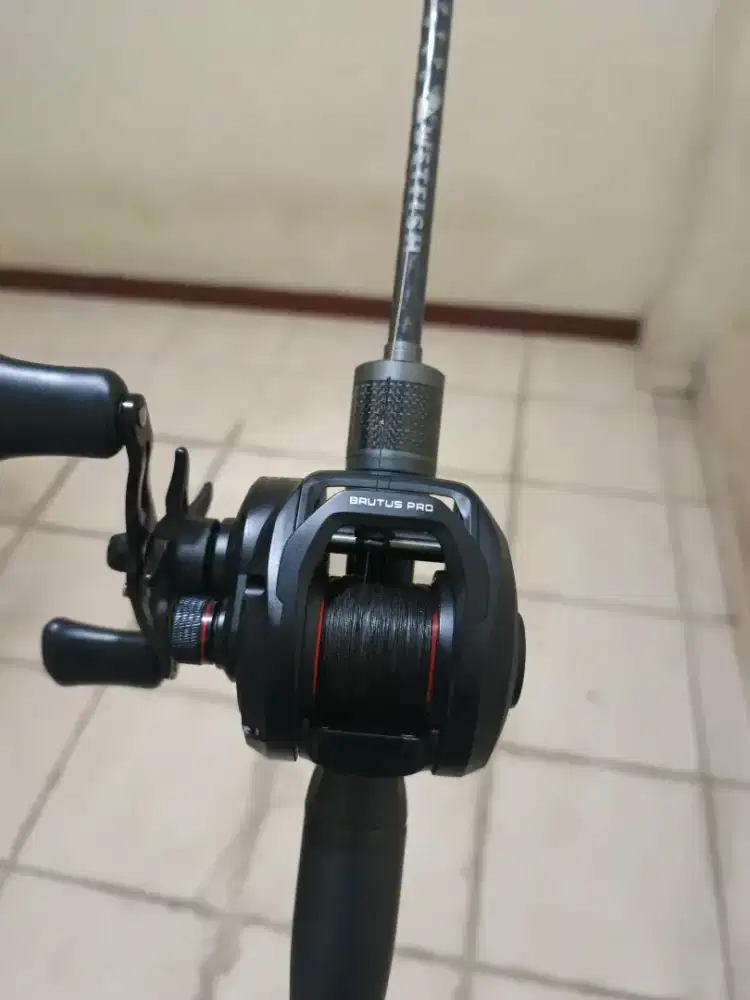 Satu set joran&reel