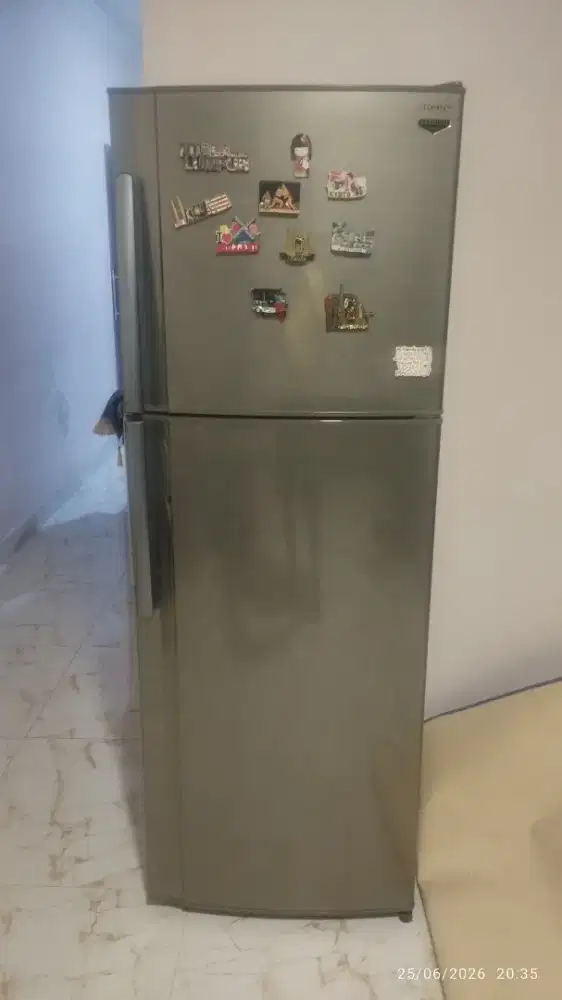 Kulkas 2 pintu Sharp