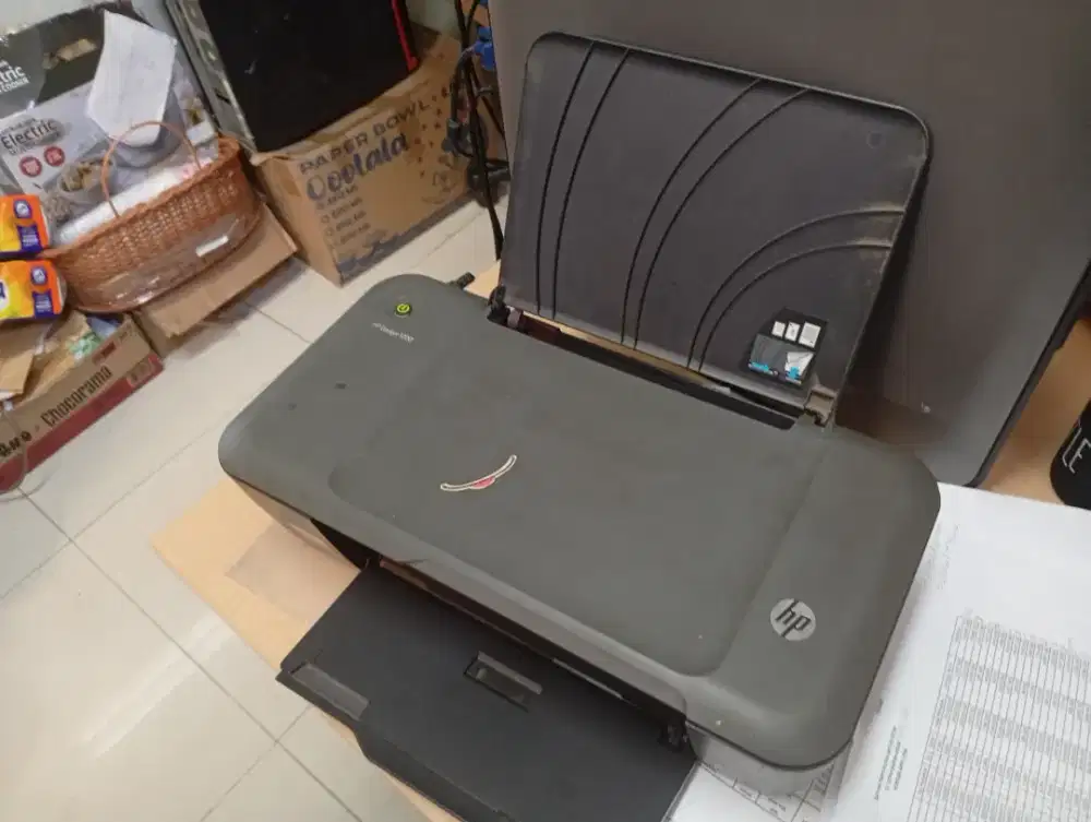 Printer,scan, foto kopi merek hp deskjet tipe 1000