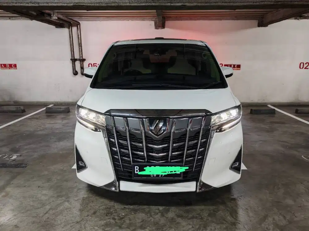 Toyota Alphard White 2.5G (2022)