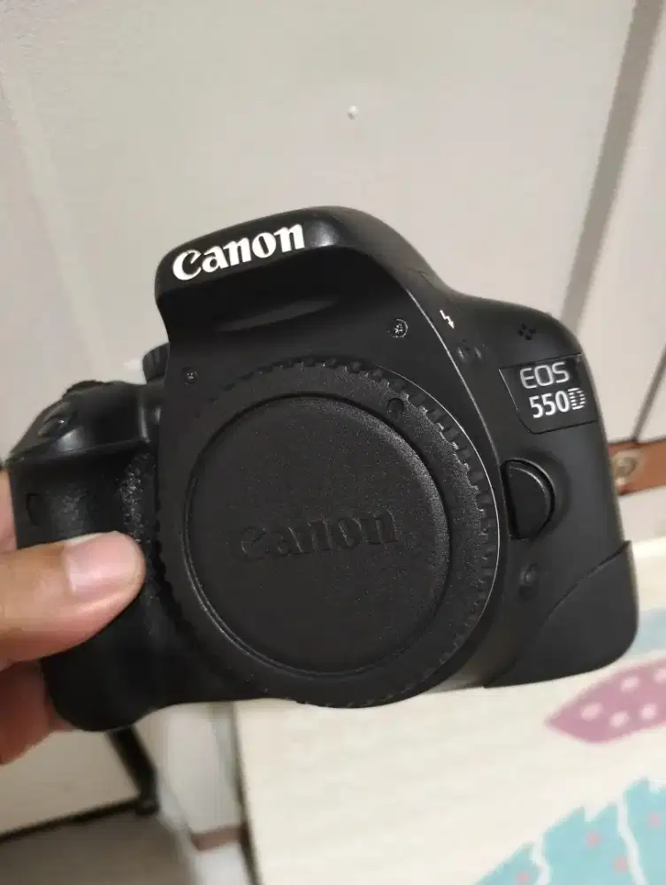 KAMERA CANON 550D BODY ONLY NO BOX