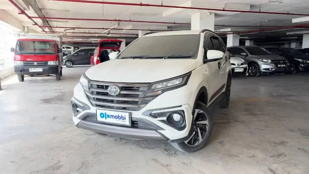 Toyota Rush GR AT 2021. Harga Kredit (ACS)