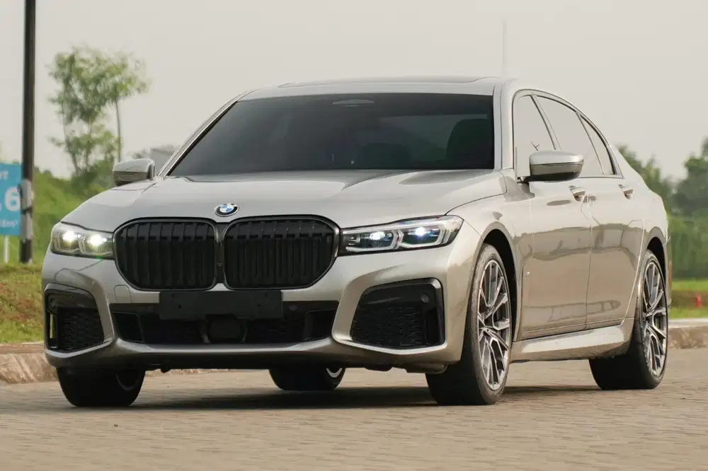 BMW 730Li 730 LI Facelift M Sport 2022 (G12)