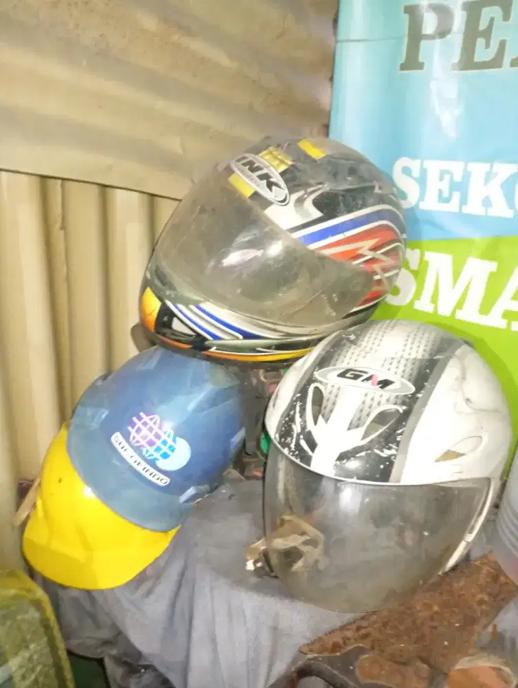 Helm teropong merek ink edition