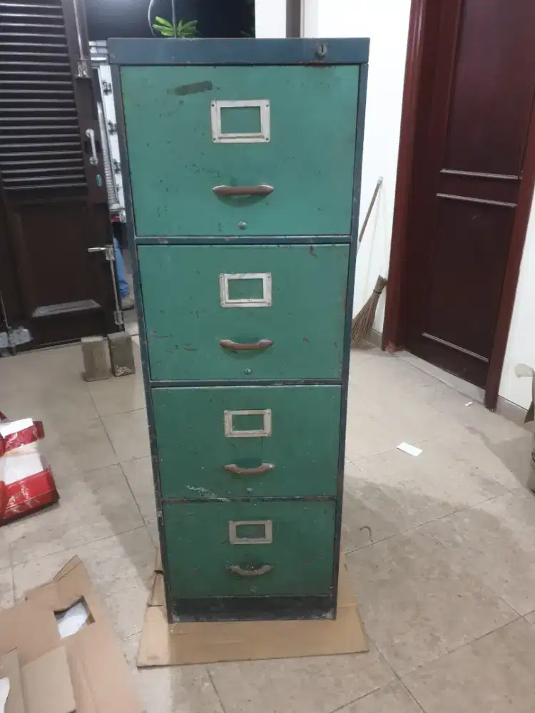 Filling Cabinet versi lama