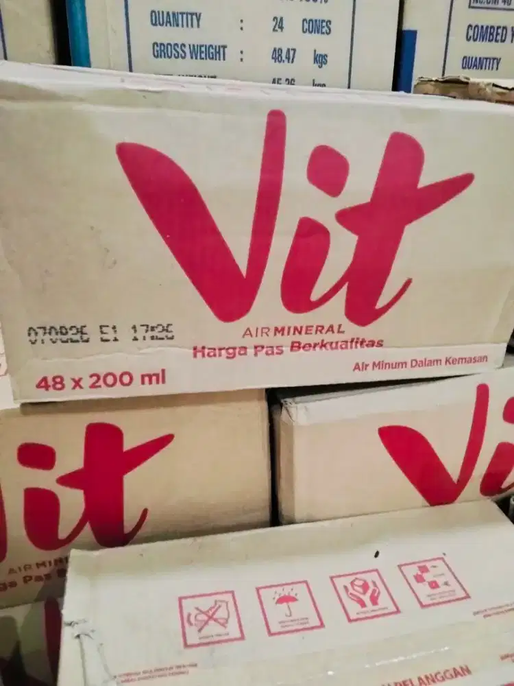 Cuci gudang Vit gelas 200ml