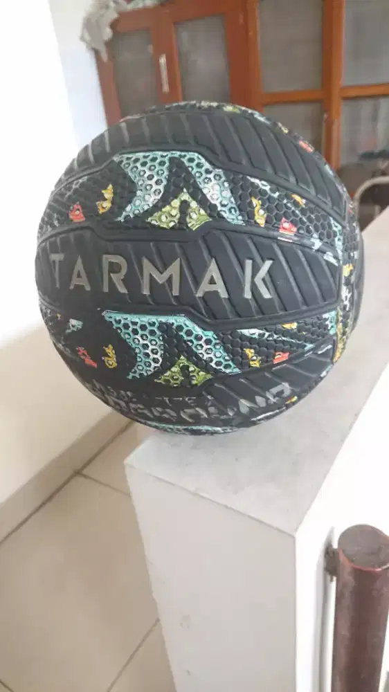 Bola Basket Tarmak Resist 500 Rubber Size 7 Second Gacor