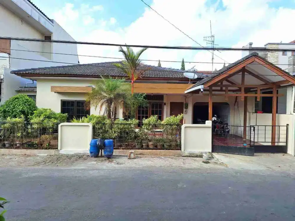 Rumah perum Limas Agung dekat RS Wijayakusuma, hotel Aston Purwokerto