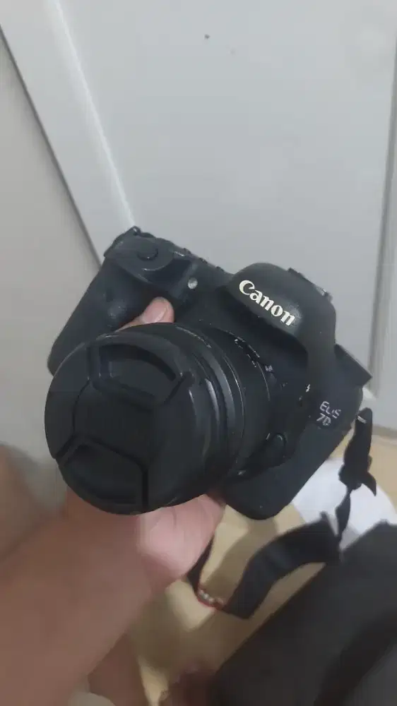 Camera DSLR CANON EOS 7D