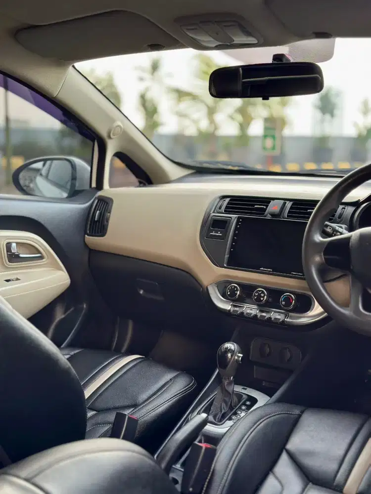 Kia Rio 2012 Bensin