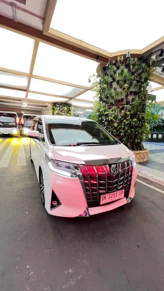 Disewakan alphard untuk wedding