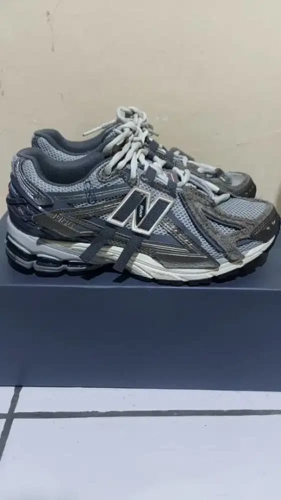 New balance 1906A