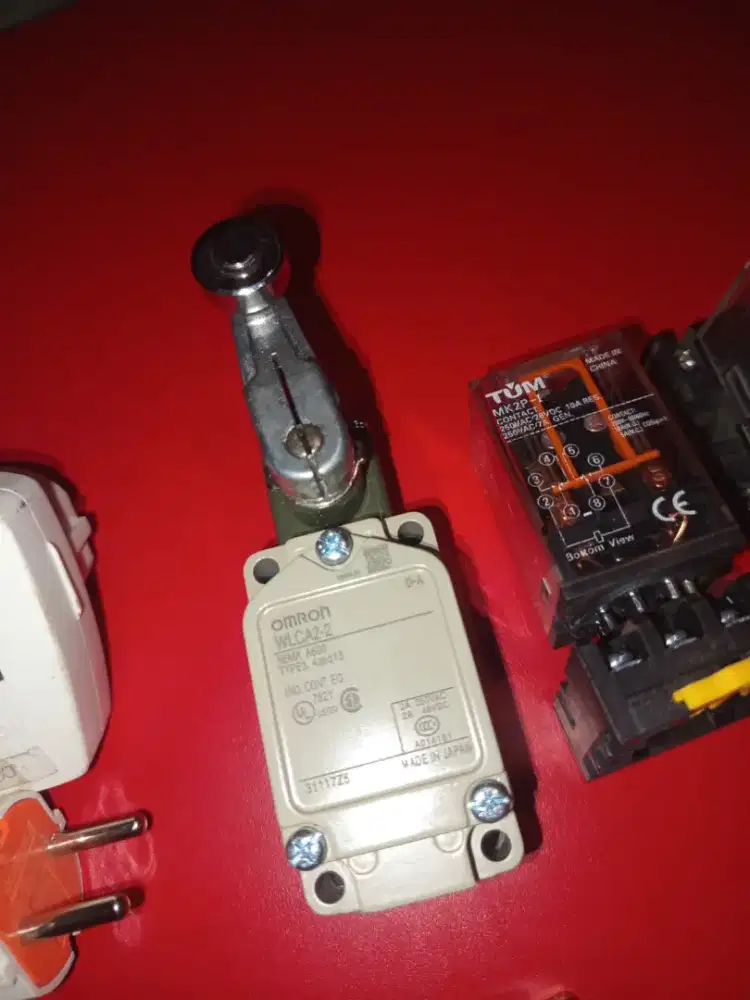 Di jual lisi  limit  switch kondisi baru