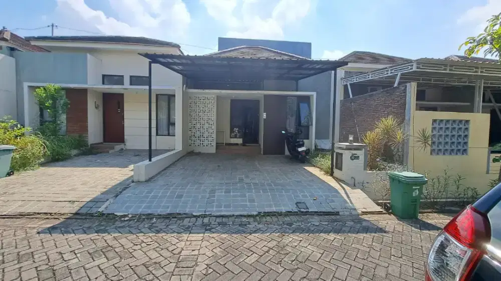 DIJUAL RUMAH SIAP HUNI DI EMERALD GARDEN