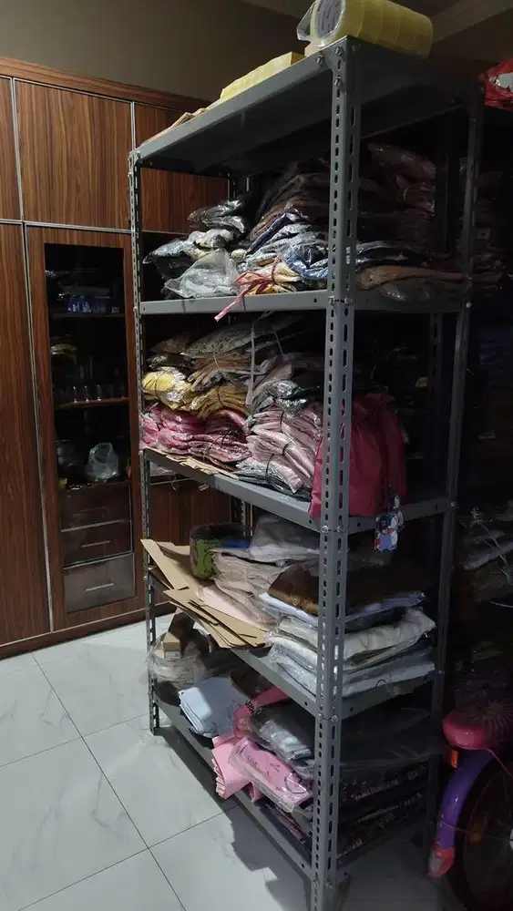 Rak besi gudang (bisa buat rak baju jualan)