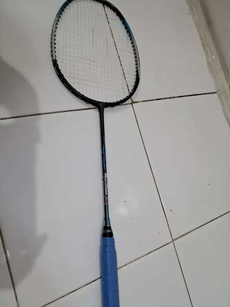 Raket yonex muscle power mp22