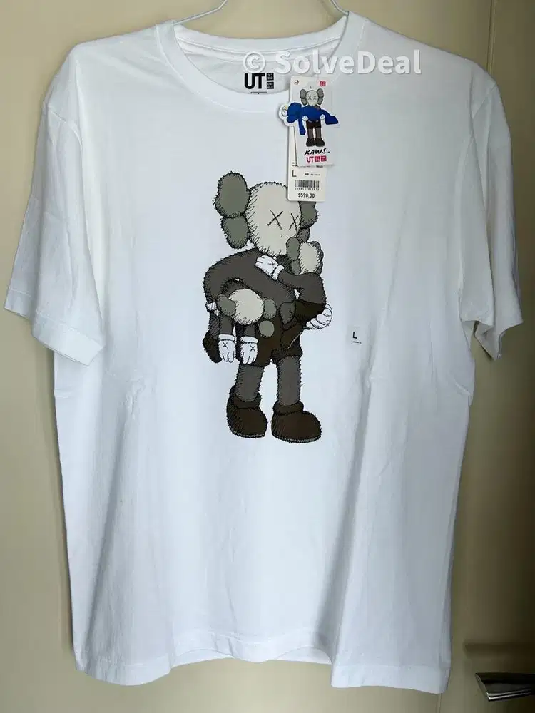 Kaos Uniqlo Kaws Clean Slate White Graphic Tee Original UT Collection