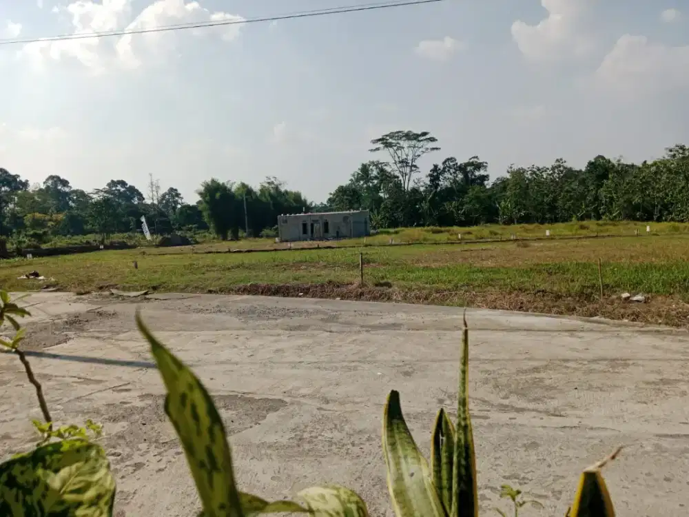 Tanah bagus SHM siap bangun sekitar perumahan jalan lebar 7meter cor