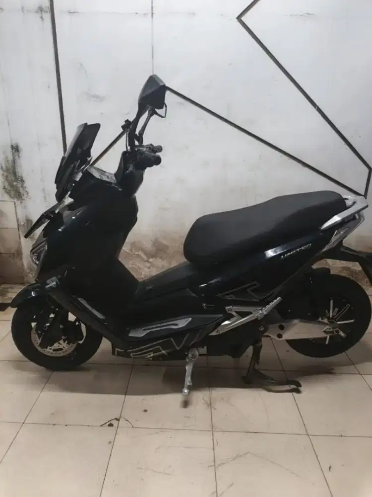 Jual cepet aja masih baru Motor Listrik United T1800