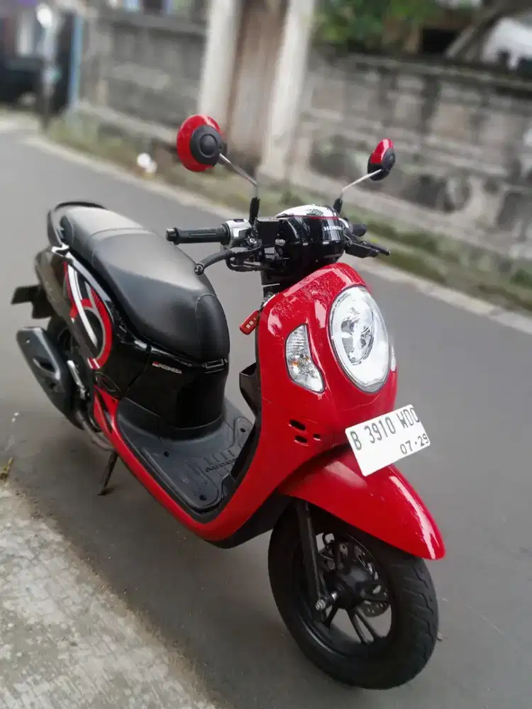 Dijual Honda Scoopy gres siap pakai