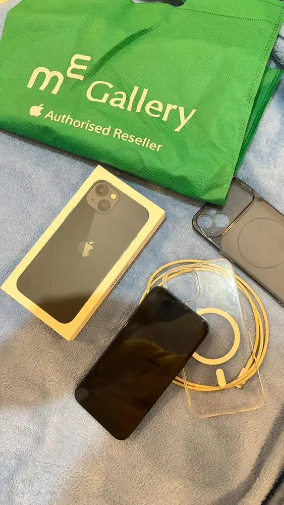 Iphone 13 128 gb Midnight Resmi Indo