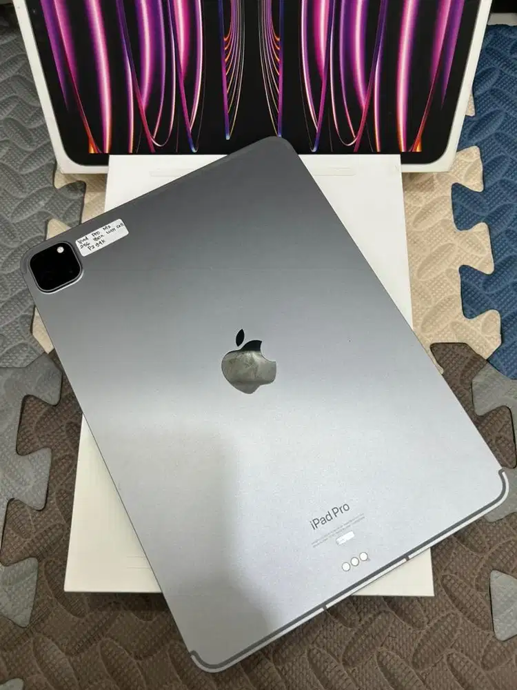 IPAD Pro M2 11-inch , Space Grey , 256GB WiFi + Cell IBox