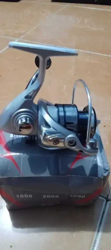 Reel pancing spining