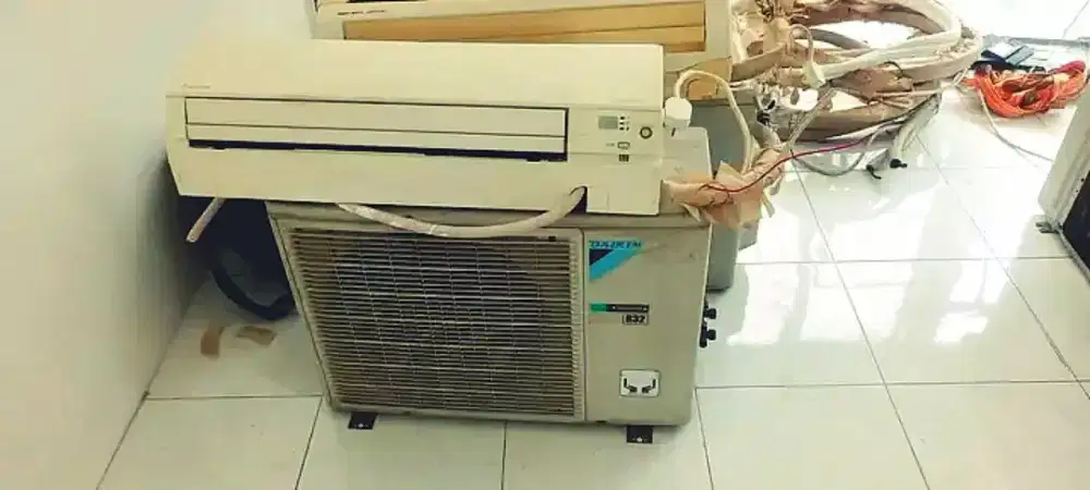 AC DAIKIN & SHARP