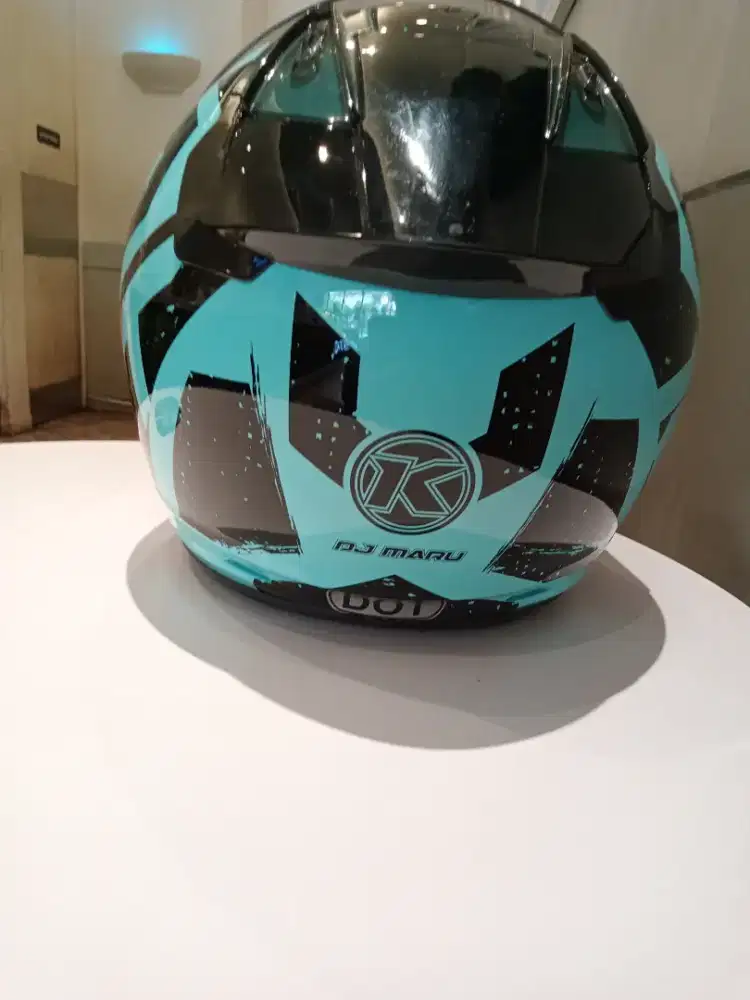 Dijual helm KYT ukuran L