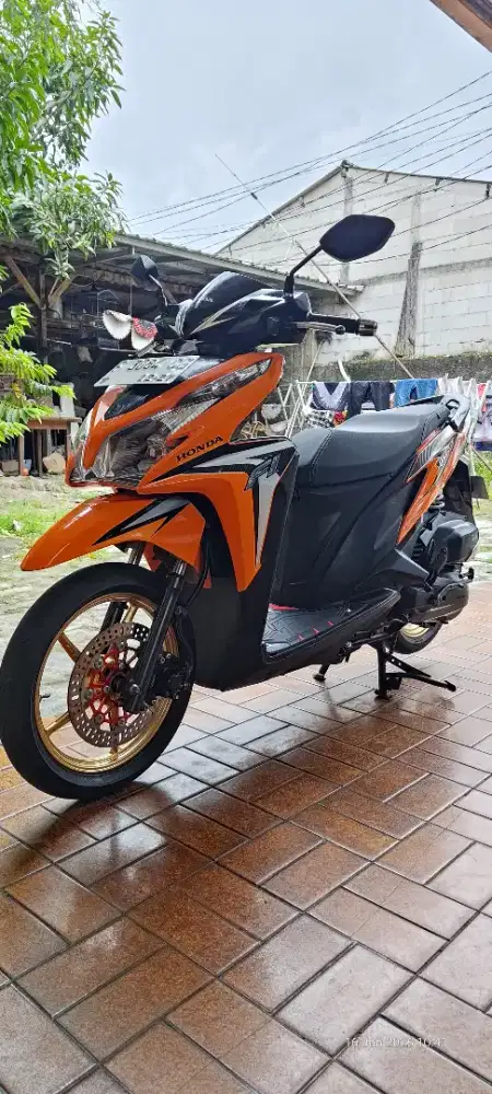 HONDA VARIO 125 OLD/KZR 2012 LOW KM ASLI OREN SANGAT TERAWAT ISTIMEWA