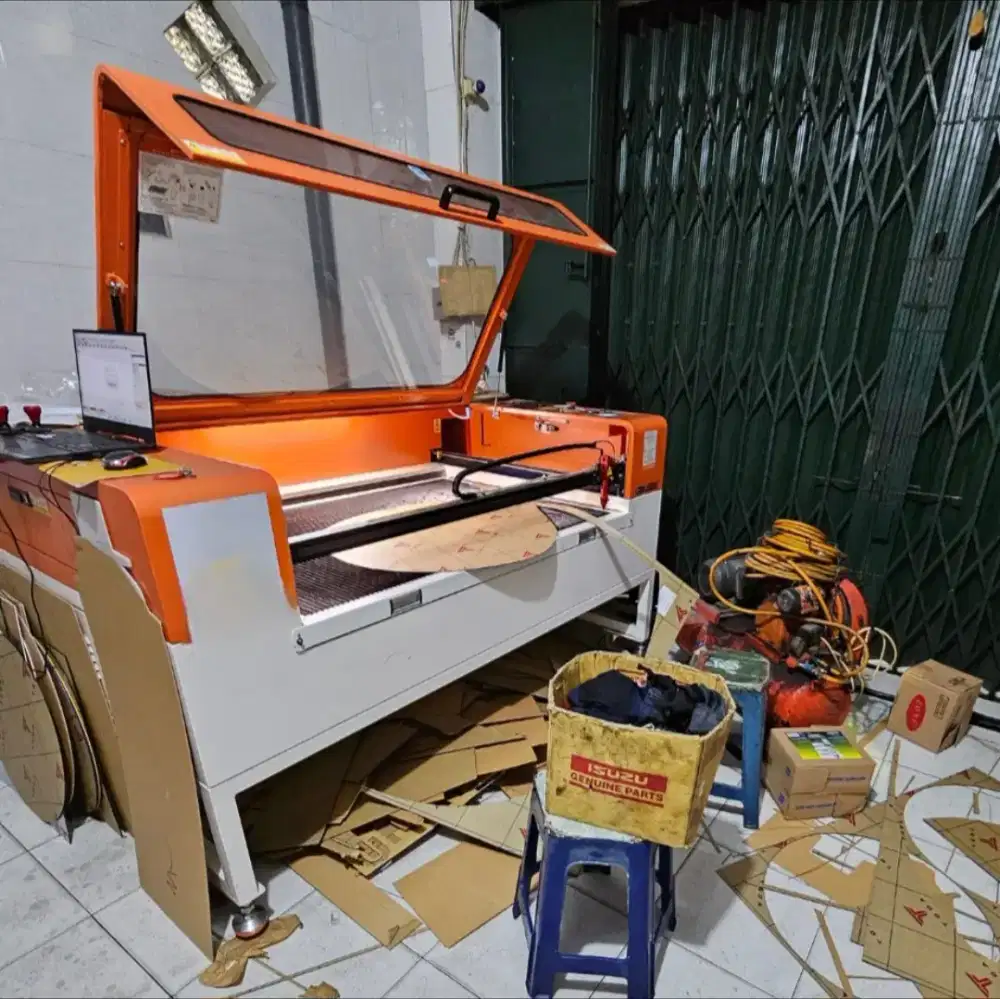 Lowongan Pekerjaan Bidang Percetakan / Operator