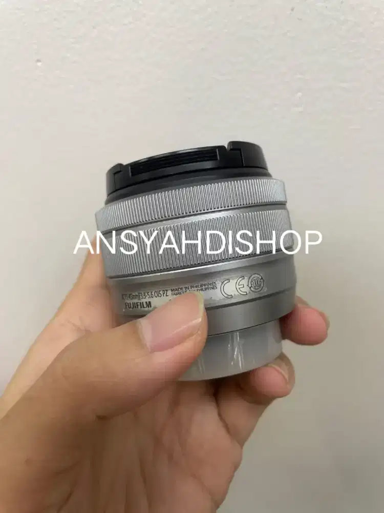 Fujifilm XC 15-45mm f3.5 - 5.6 OIS PZ (lensa kit)