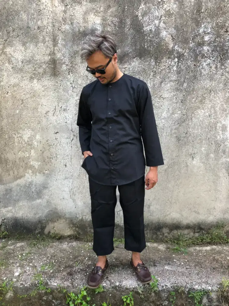 Baju koko hitam polos
