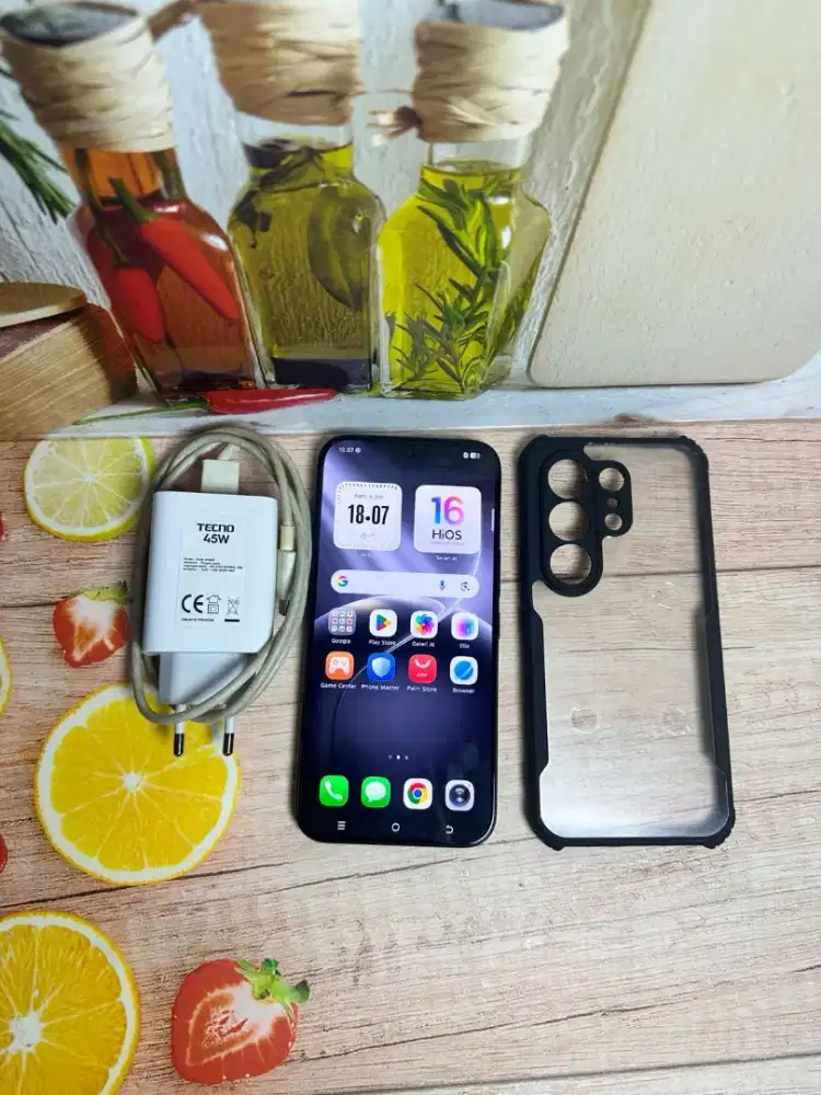 JUAL hp TECNO CAMON 50 ram 8/256 likenew istimewa grns 07 2027