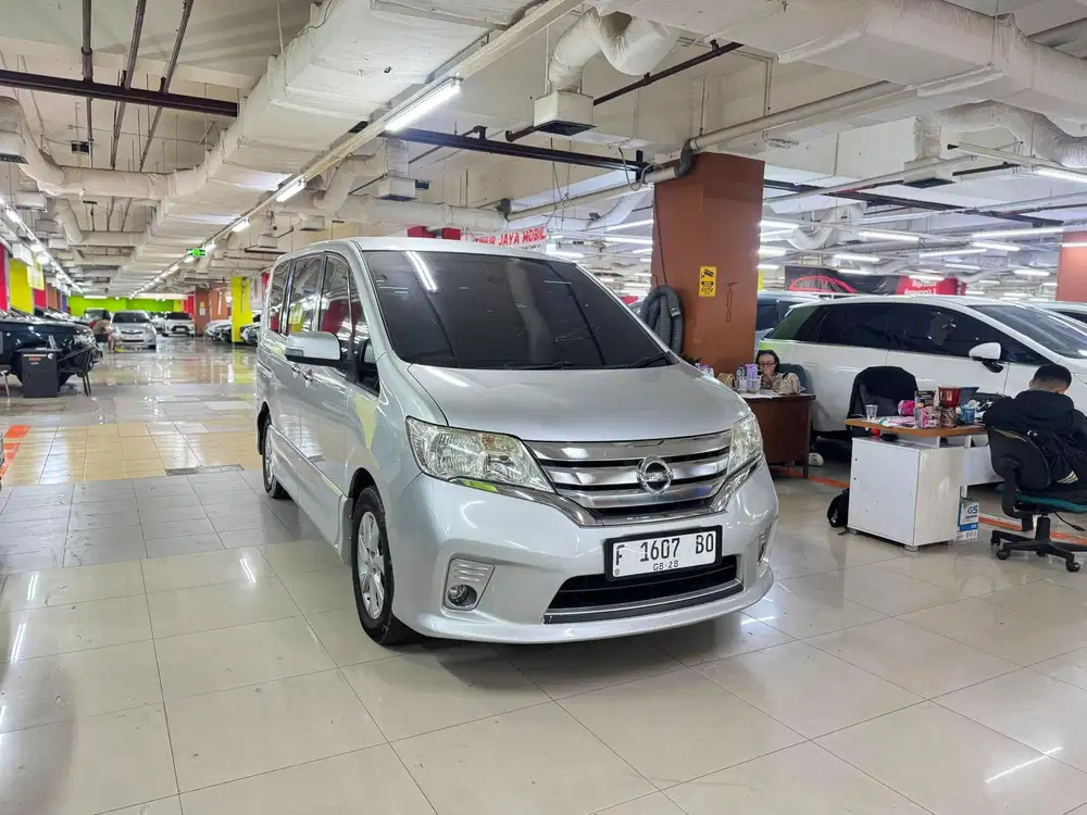 Nissan Serena hws 2013