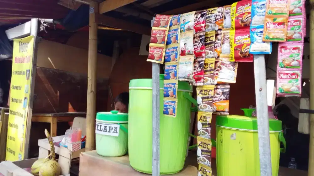 Jaga warung kecil