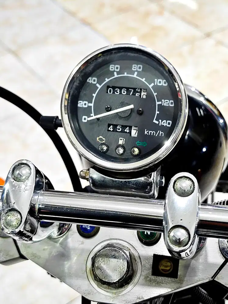 Benelli PE 250cc 2cilider.cruiser black odo.3rb.Anugerah motor rungkut