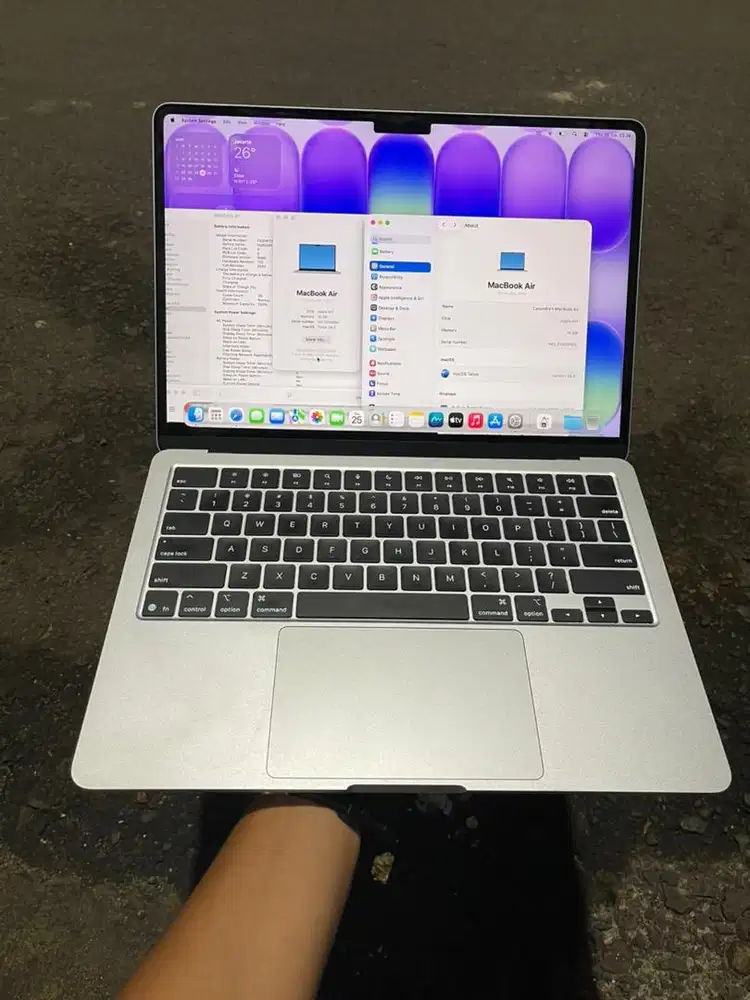 Apple Macbook Air M4 16/256 iBox Garansi aktiv