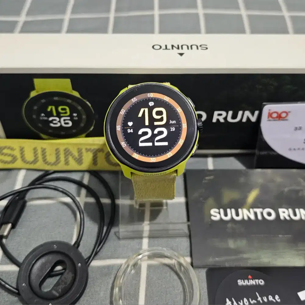 Suunto Run Lime Fullset Garansi ON Murah