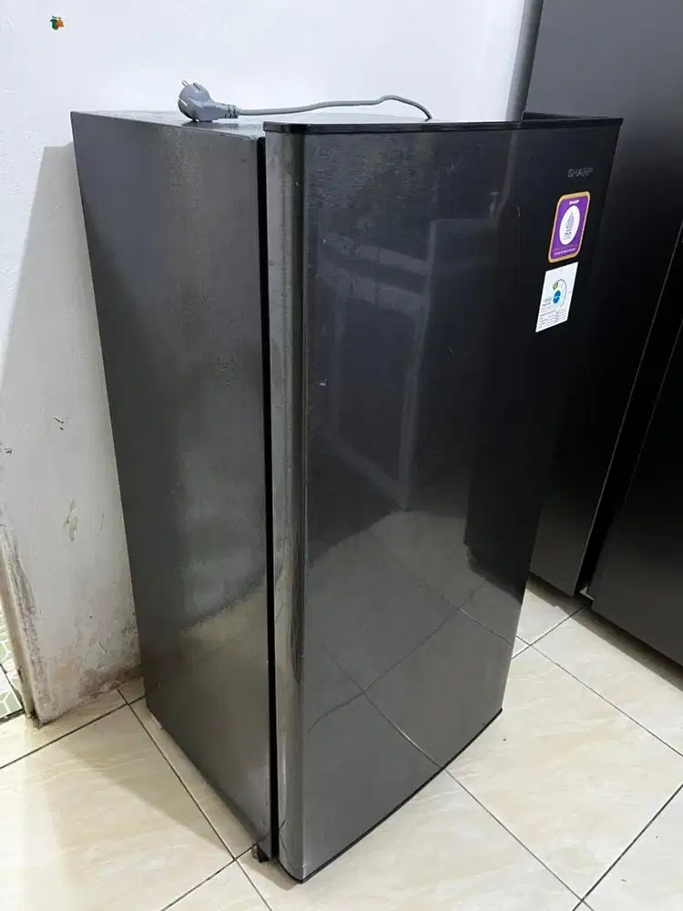 Kulkas Second serasa baru
