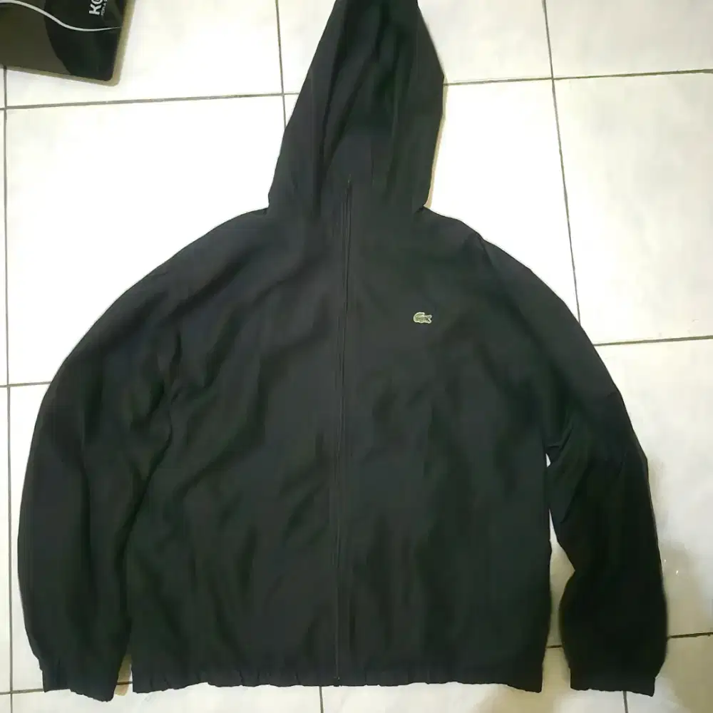 Jual Jaket Hoodie Lacoste murah aja bekas pakai