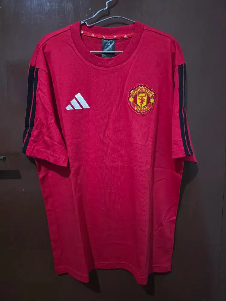 ADIDAS Manchester United DNA T-Shirt BNWT