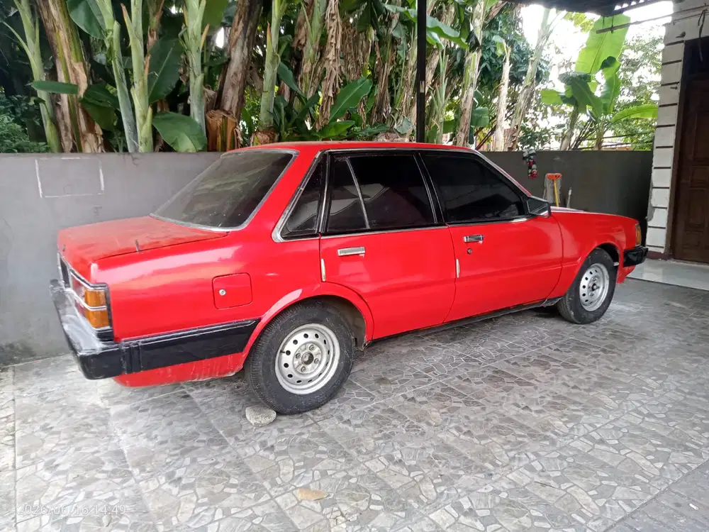 Daihatsu Charmant 1986 Bensin