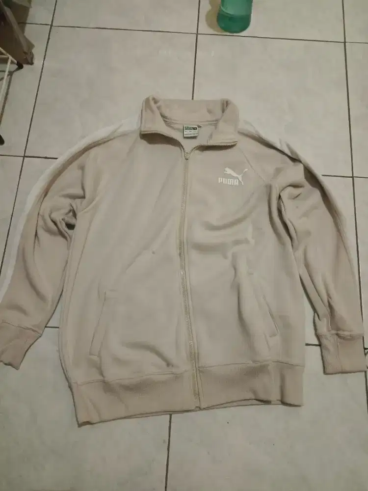Jual hoodie sweater puma preloved