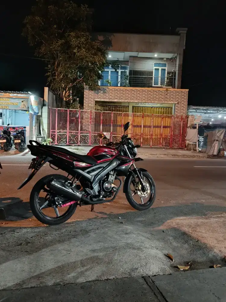 DIJUAL Yamaha Vixion Tahun 2011