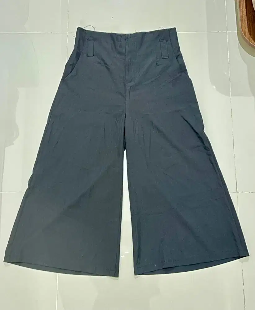 Celana wanita black