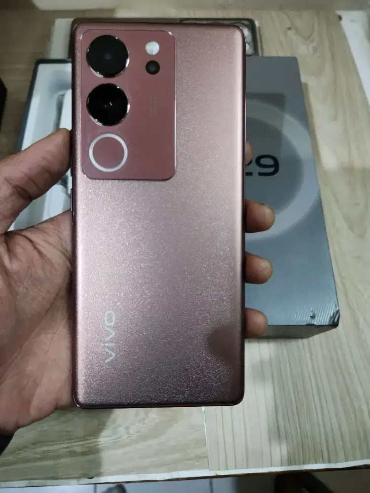 Vivo V29 5G Ram 8/256 GB fullset